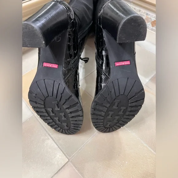 Isaac Mizrahi Black Croc-Embossed Knee-High Boots - Picture 7 of 8